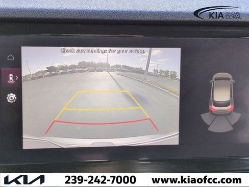 Certified 2022 Kia Niro EX Premium image 21