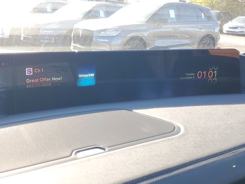 New 2025 Lincoln Navigator Reserve w/ Jet Appearance Package image 22