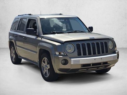 Used 2008 Jeep Patriot Limited FWD image 3