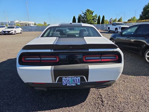 Certified 2019 Dodge Challenger GT w/ Stars & Stripes Edition RWD image 4