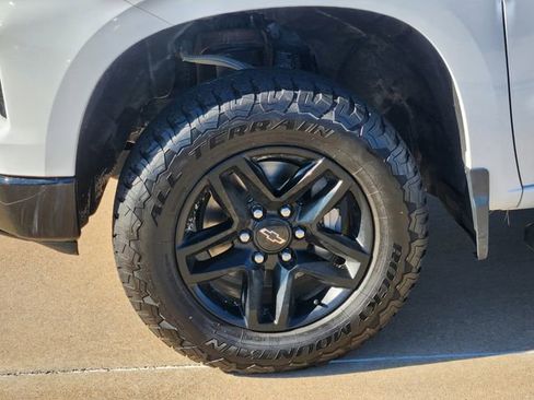 Used 2023 Chevrolet Silverado 1500 LT Trail Boss w/ Protection Package image 18