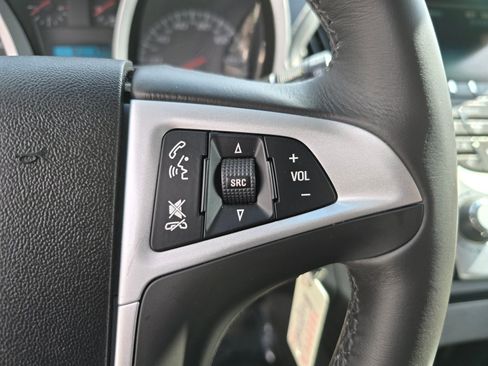 Used 2013 Chevrolet Equinox LT AWD/4WD image 6