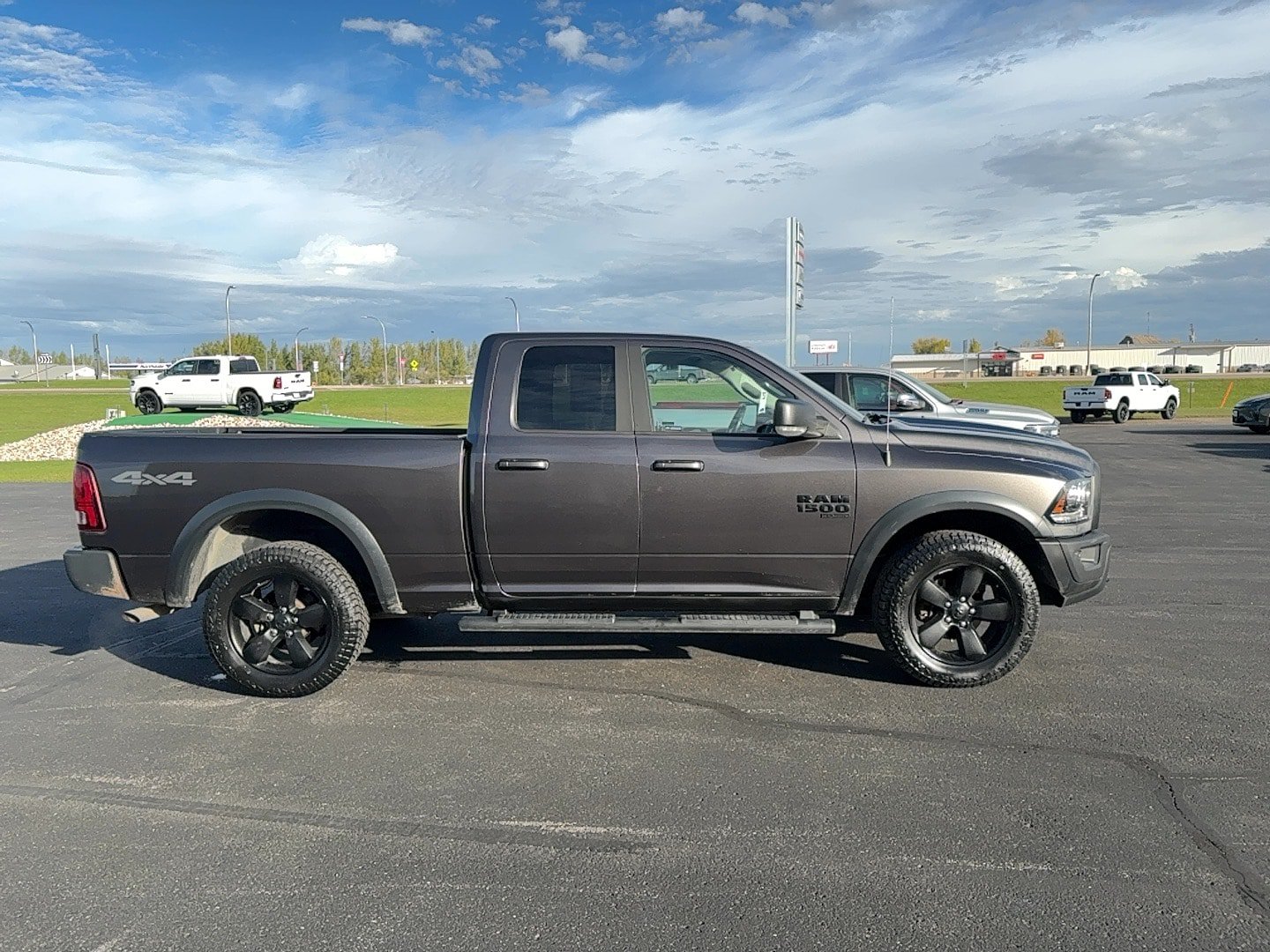 Used 2019 RAM 1500 Warlock w/ Luxury Group AWD/4WD image 4
