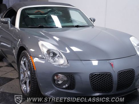 Used 2008 Pontiac Solstice GXP w/ Premium Package RWD image 15