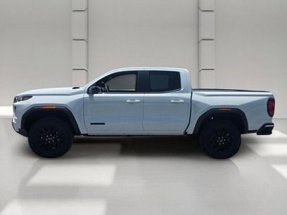 New 2026 GMC Canyon Elevation w/ Convenience Package
