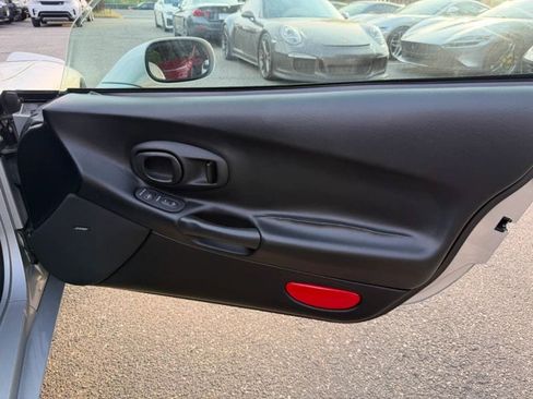 Used 1997 Chevrolet Corvette Coupe w/ Memory Pkg RWD image 20