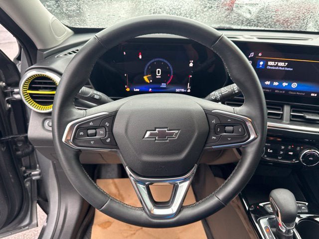Used 2024 Chevrolet Trax ACTIV w/ Driver Confidence Package FWD image 12