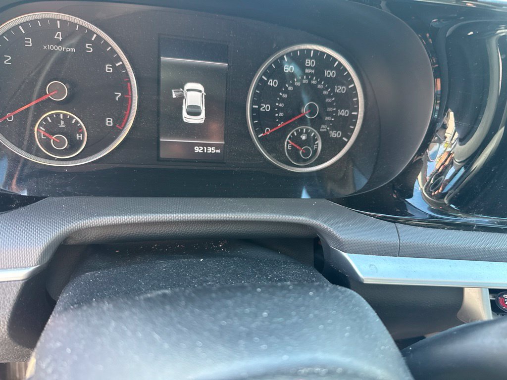 Used 2022 Kia K5 LX FWD image 16