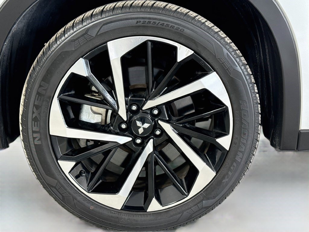Used 2024 Mitsubishi Outlander SE FWD image 37