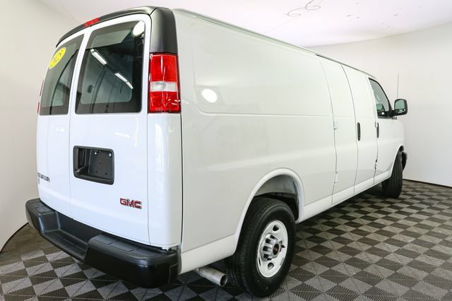 Used 2025 GMC Savana 3500 Extended w/ Driver Convenience Package RWD image 12