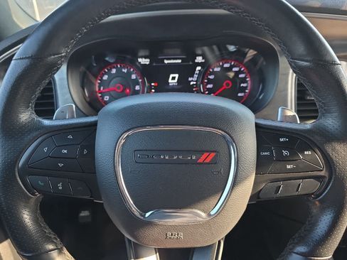 Used 2017 Dodge Charger R/T RWD image 22