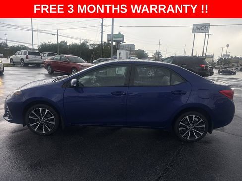 Used 2018 Toyota Corolla SE FWD image 32