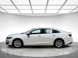 Used 2020 Chevrolet Malibu LT image 2