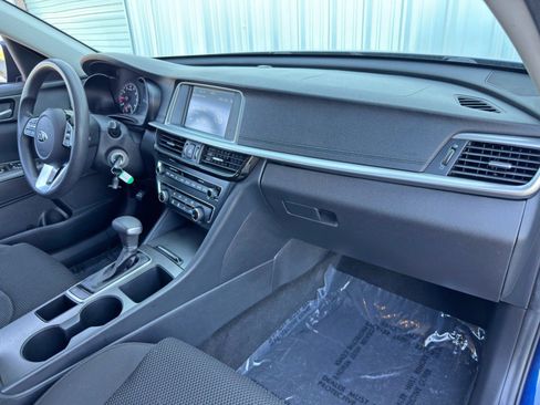 Used 2020 Kia Optima LX image 11