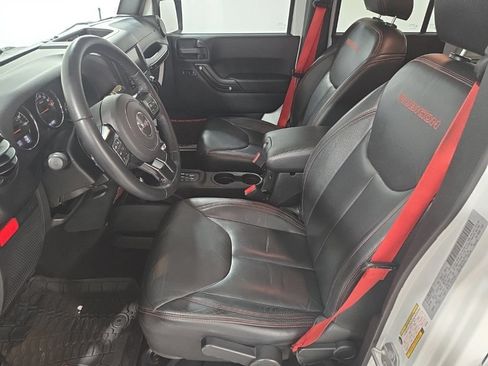 Used 2018 Jeep Wrangler Unlimited Rubicon AWD/4WD image 16