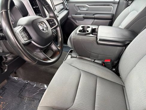 Used 2022 RAM 1500 Big Horn AWD/4WD image 9