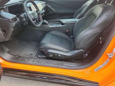 New 2025 Dodge Charger R/T w/ Quick Order Package 25M R/T image 18