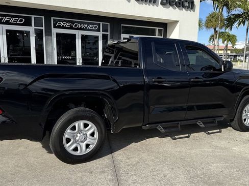 Used 2022 Toyota Tundra SR w/ SR Tow Package image 5