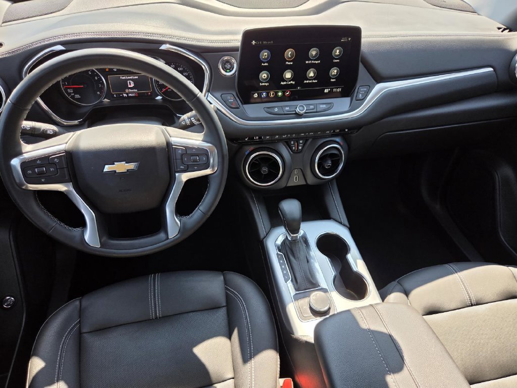 Used 2024 Chevrolet Blazer LT FWD image 14