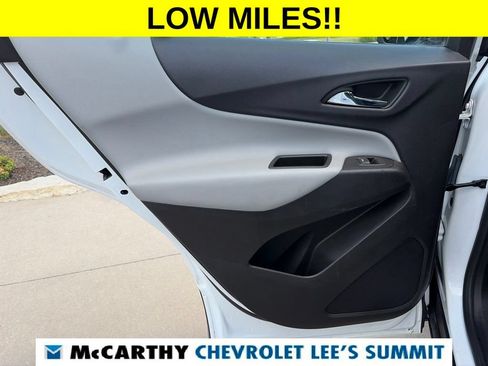 Used 2020 Chevrolet Equinox LS FWD image 32