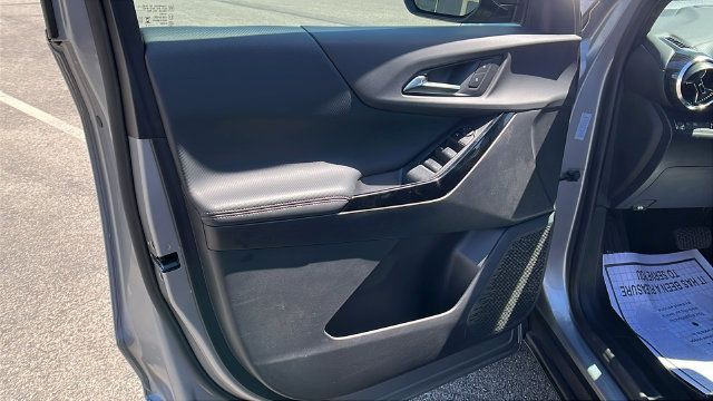 Used 2025 Chevrolet Equinox LT FWD image 15