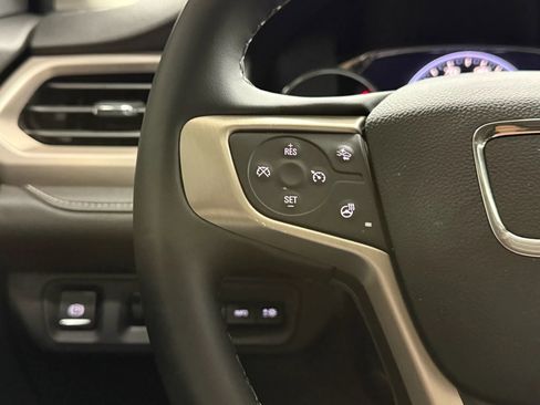 Used 2023 GMC Acadia Denali w/ Denali Ultimate Package image 24