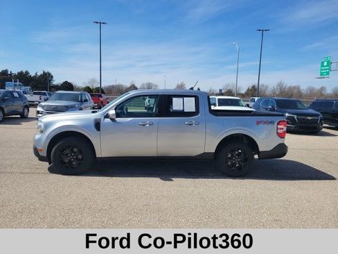 Used 2022 Ford Maverick Lariat w/ Lariat Luxury Package image 3