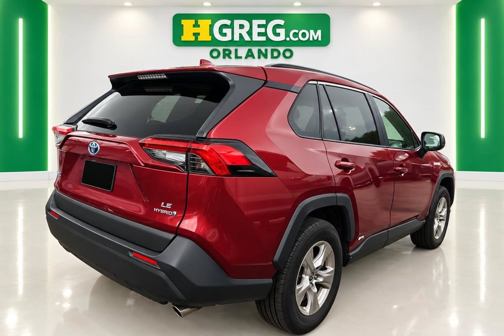 Used 2021 Toyota RAV4 LE w/ Carpet Mat Package (TMS) AWD/4WD image 6