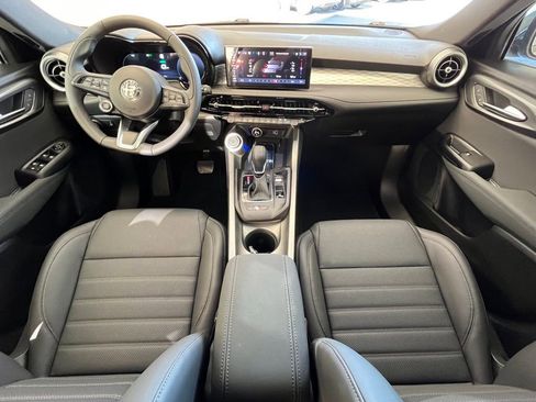 New 2024 Alfa Romeo Tonale Ti w/ Premium Interior Package image 16