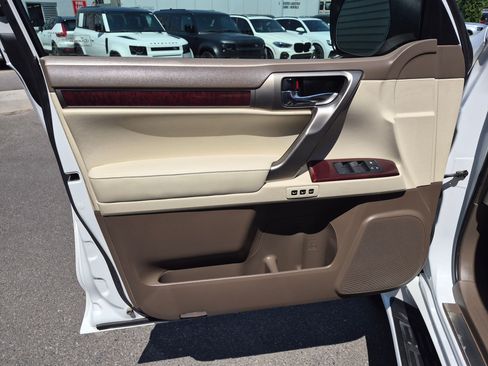 Used 2019 Lexus GX 460 Premium w/ Premium Package AWD/4WD image 12
