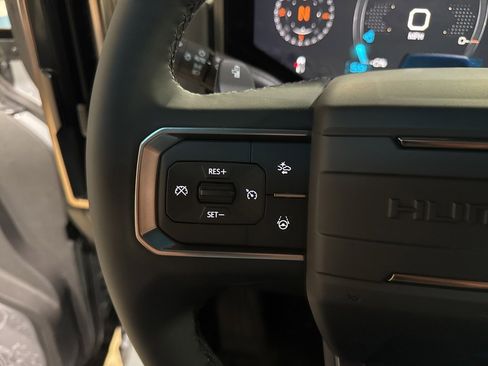 New 2025 GMC Hummer EV 2X image 22