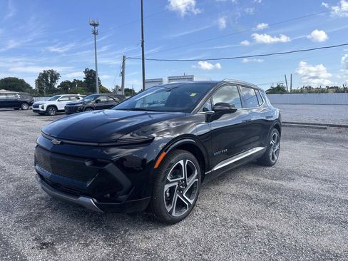 New 2025 Chevrolet Equinox EV LT w/ Convenience Package II image 3