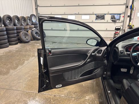 Used 2004 Pontiac GTO image 19