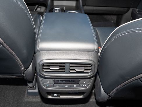 Certified 2023 Honda Pilot Elite image 21