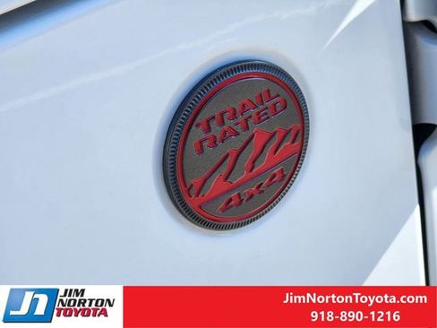 Used 2022 Jeep Wrangler Unlimited Rubicon w/ Cold Weather Group image 12