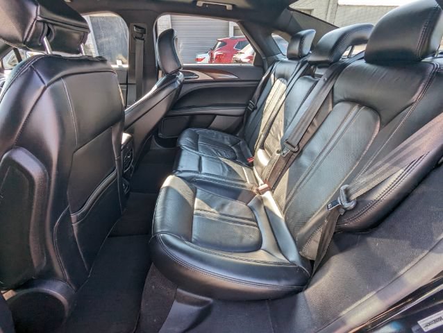 Used 2020 Lincoln MKZ Reserve w/ Elements Package FWD image 18