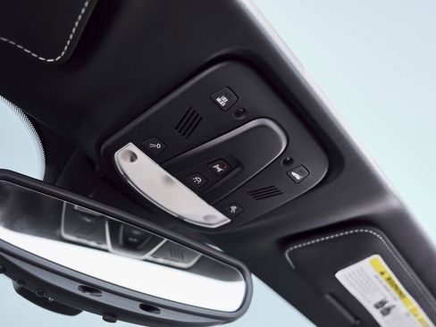 Used 2018 Ferrari 488 Spider image 74