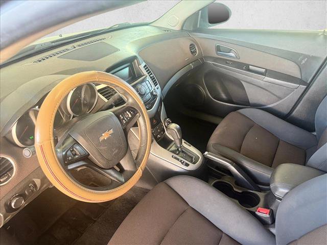 Used 2015 Chevrolet Cruze LT FWD image 8