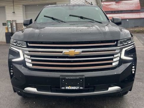 Used 2022 Chevrolet Tahoe High Country AWD/4WD image 16