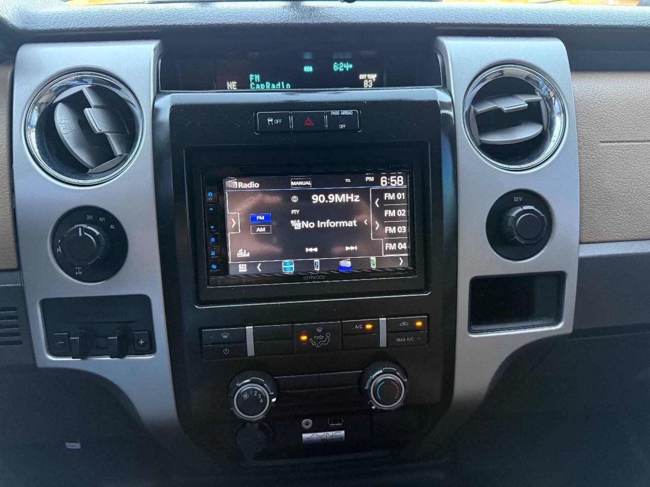Used 2013 Ford F150 XLT w/ Trailer Tow Pkg AWD/4WD image 17