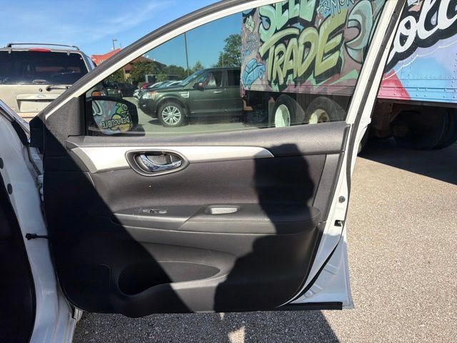 Used 2017 Nissan Sentra S FWD image 28