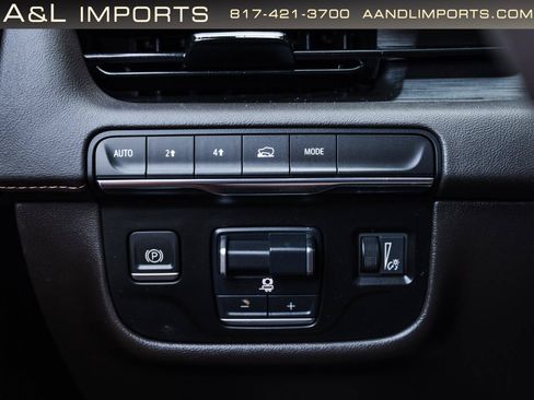 Used 2023 Cadillac Escalade Sport AWD/4WD image 41