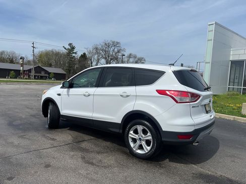 Used 2014 Ford Escape SE image 4