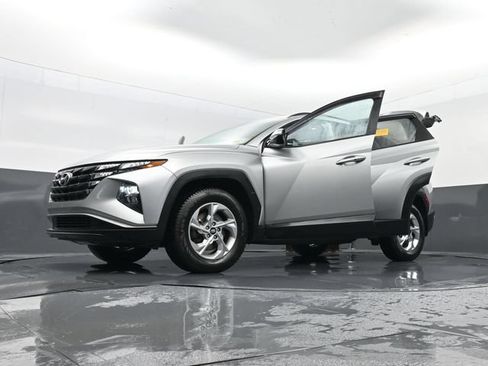 Used 2022 Hyundai Tucson SEL w/ Cargo Package AWD/4WD image 32