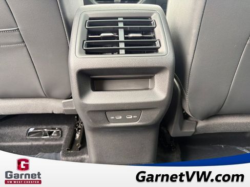 New 2026 Volkswagen Tiguan SE image 31