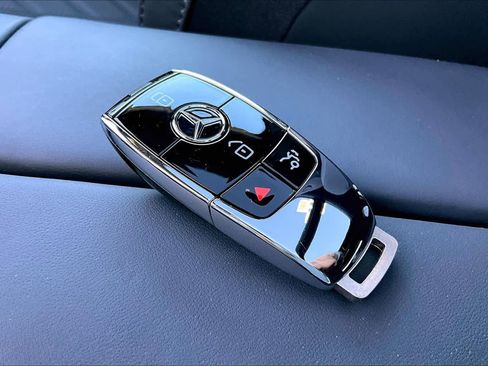 Used 2024 Mercedes-Benz Maybach GLS 600 Maybach GLS 600 image 14