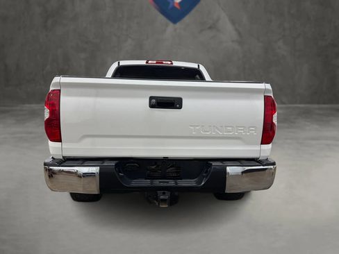 Used 2017 Toyota Tundra SR5 w/ SR5 Upgrade Package image 13