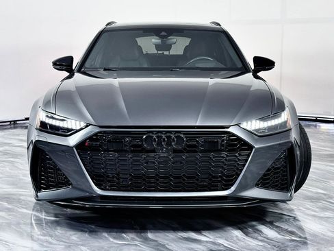 Used 2022 Audi RS 6 w/ Executive Package image 7