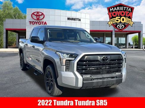 Used 2022 Toyota Tundra SR5 w/ SR5 Convenience Package image 1