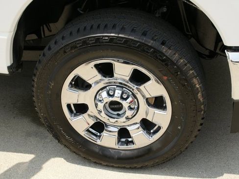 New 2025 Ford F350 King Ranch w/ Chrome Package image 9